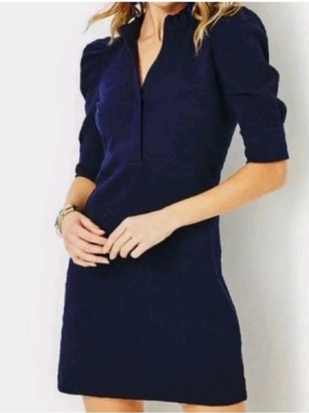 Classic Navy Puff-Sleeve Sheath Dress